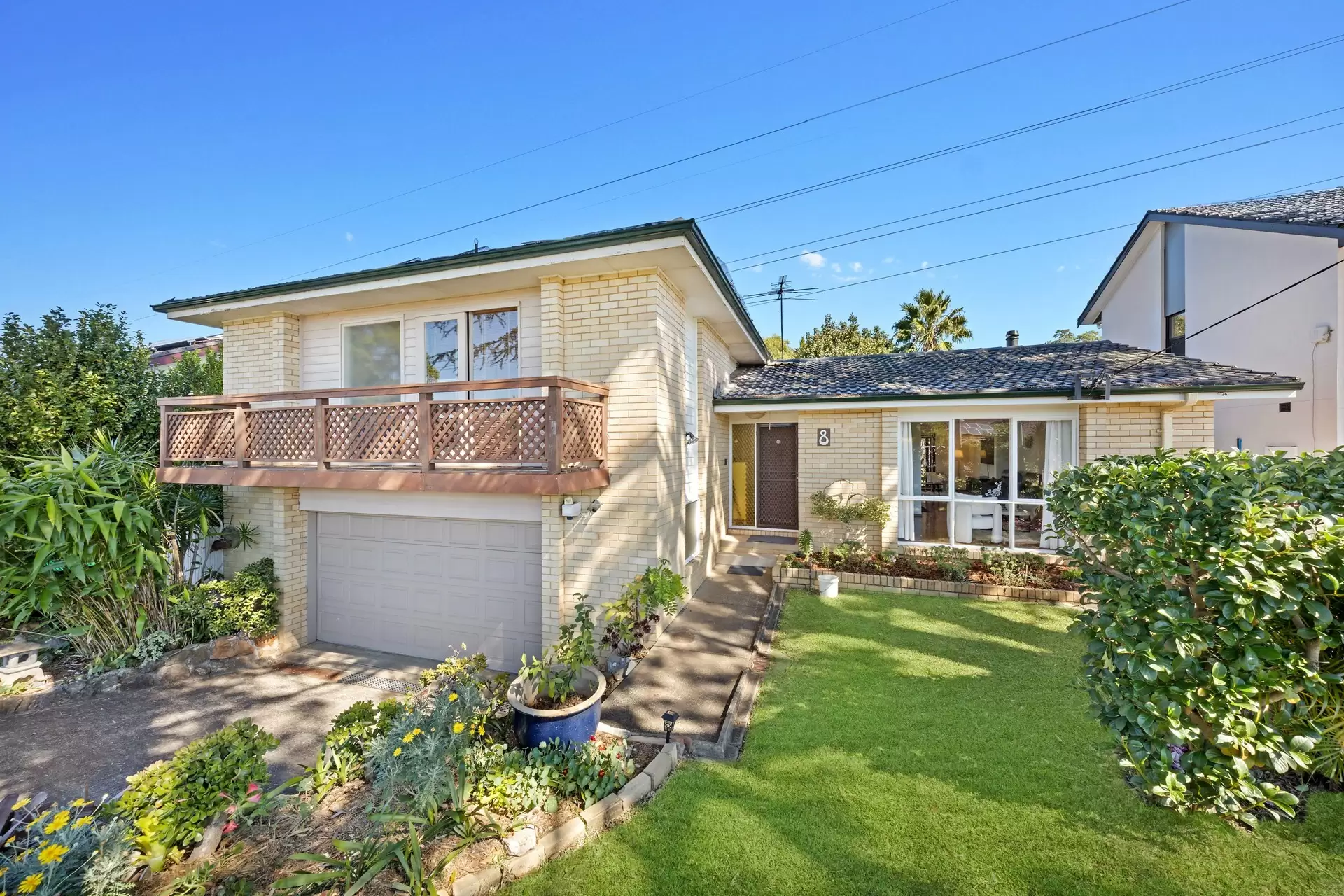 8 Georgian Avenue, Carlingford Sold by Aurora Property - image 1