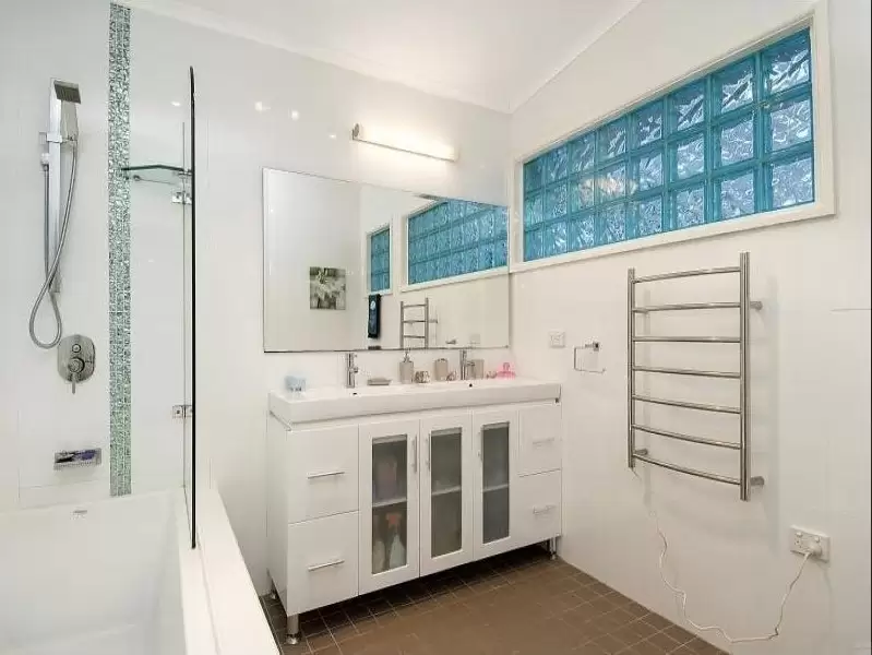 13 Parsonage Road, Castle Hill Leased by Aurora Property - image 2