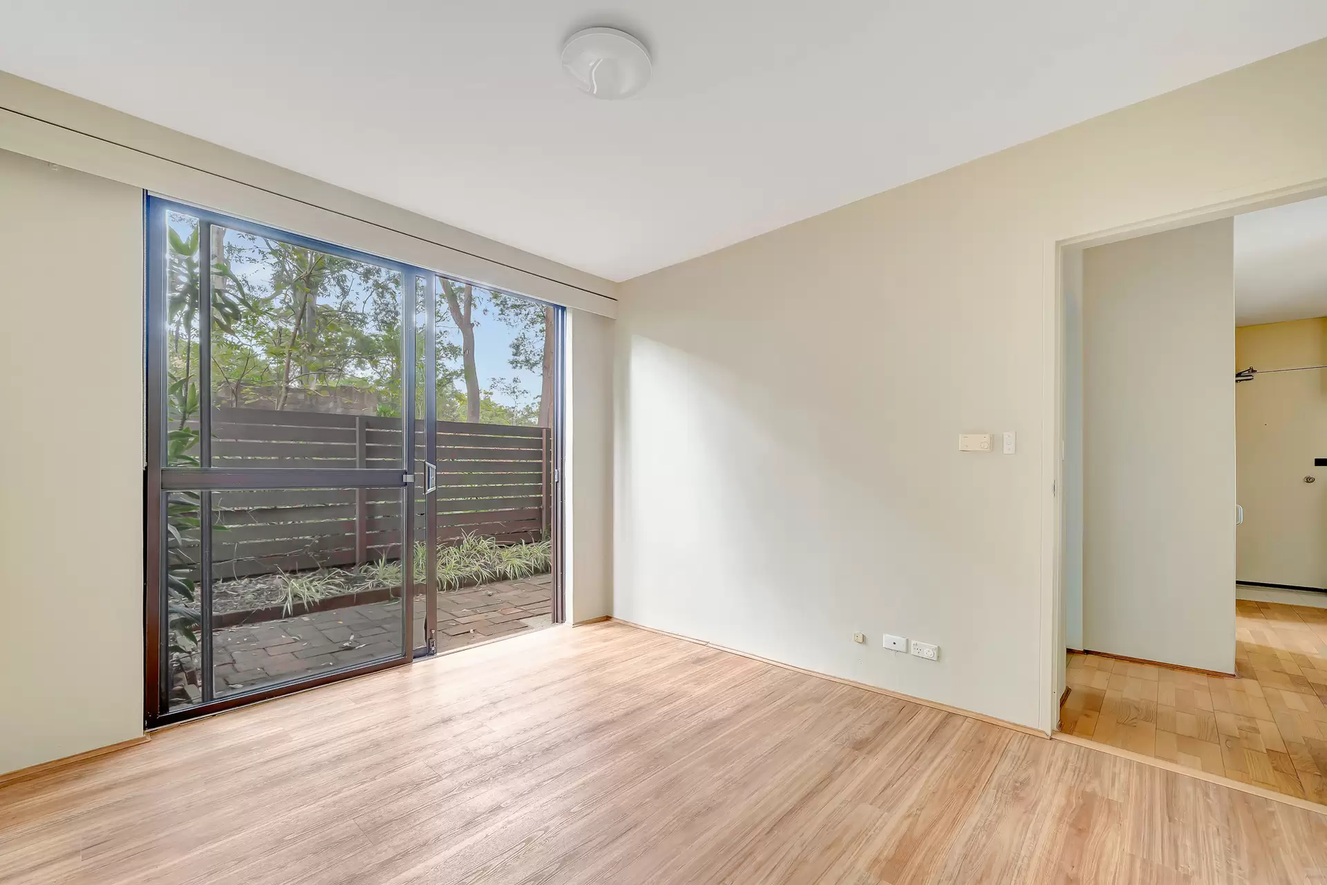 13/1 Carlisle Close, Macquarie Park Leased by Aurora Property - image 2