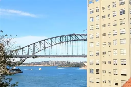 34/17 East Crescent Street, McMahons Point Leased by Aurora Property