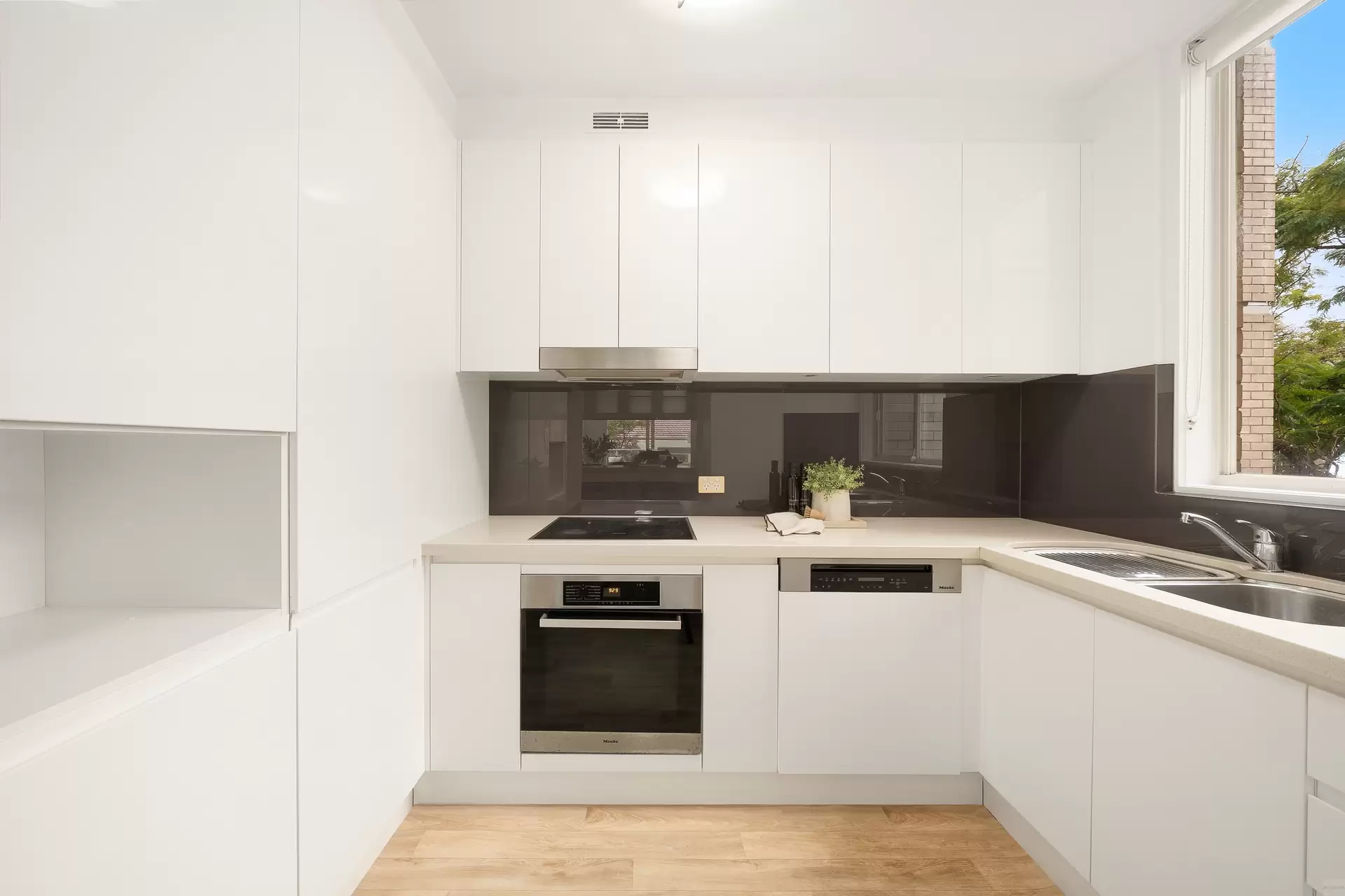 10/47-55 Milson Road, Cremorne Point Sold by Aurora Property - image 6
