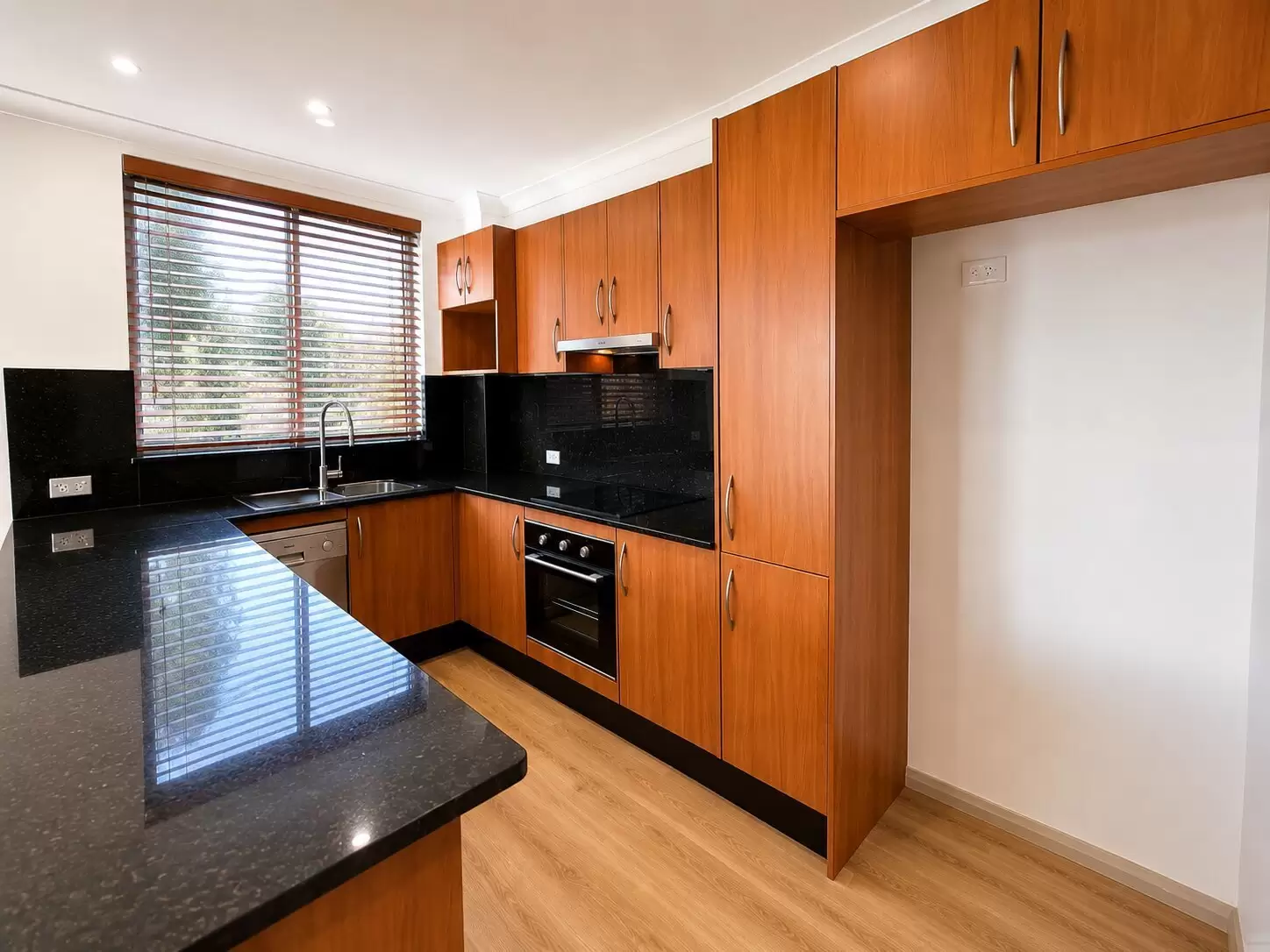 17/27 Reynolds Street, Cremorne Leased by Aurora Property - image 3