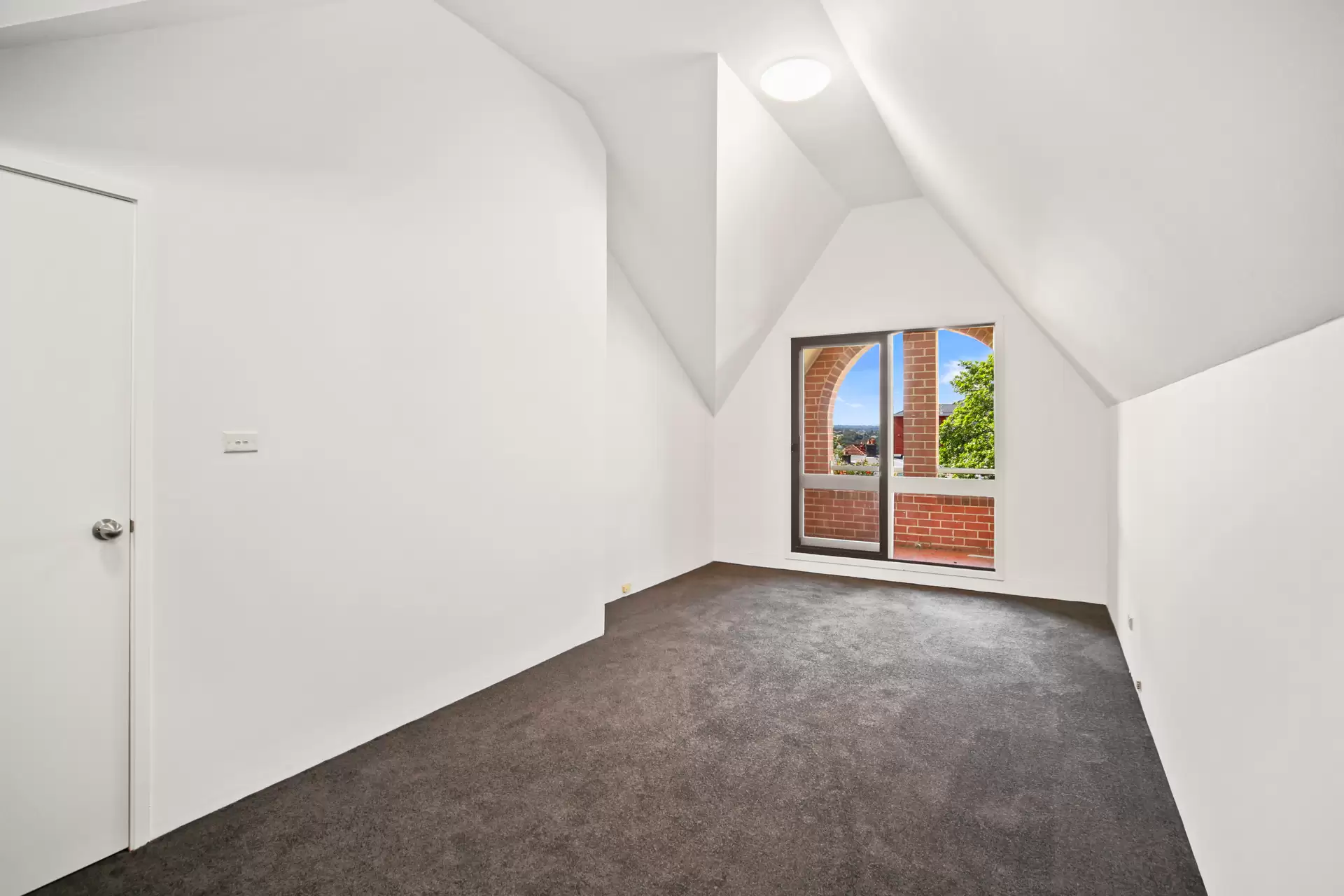 7/241 Ben Boyd Road, Neutral Bay Leased by Aurora Property - image 3