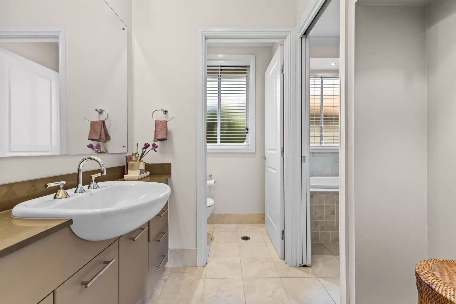 23  Rosebank Avenue, Epping Sold by Aurora Property - image 11