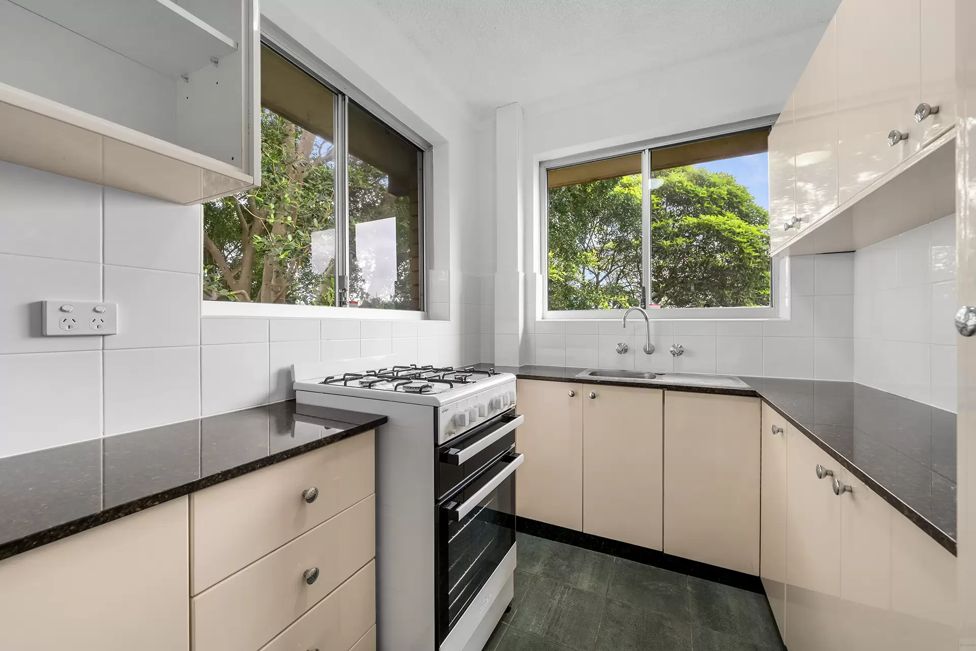 13/11 Harriette Street, Neutral Bay Leased by Aurora Property - image 3