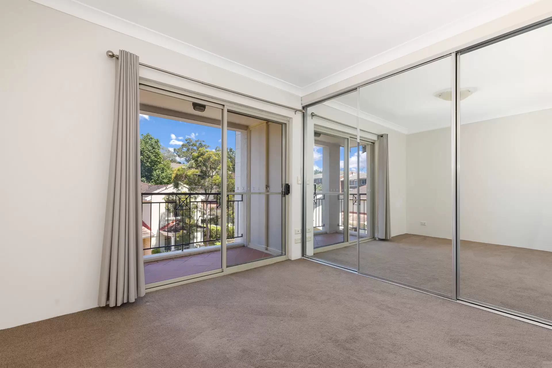 82/6-8 Nile Close, Marsfield Leased by Aurora Property - image 2