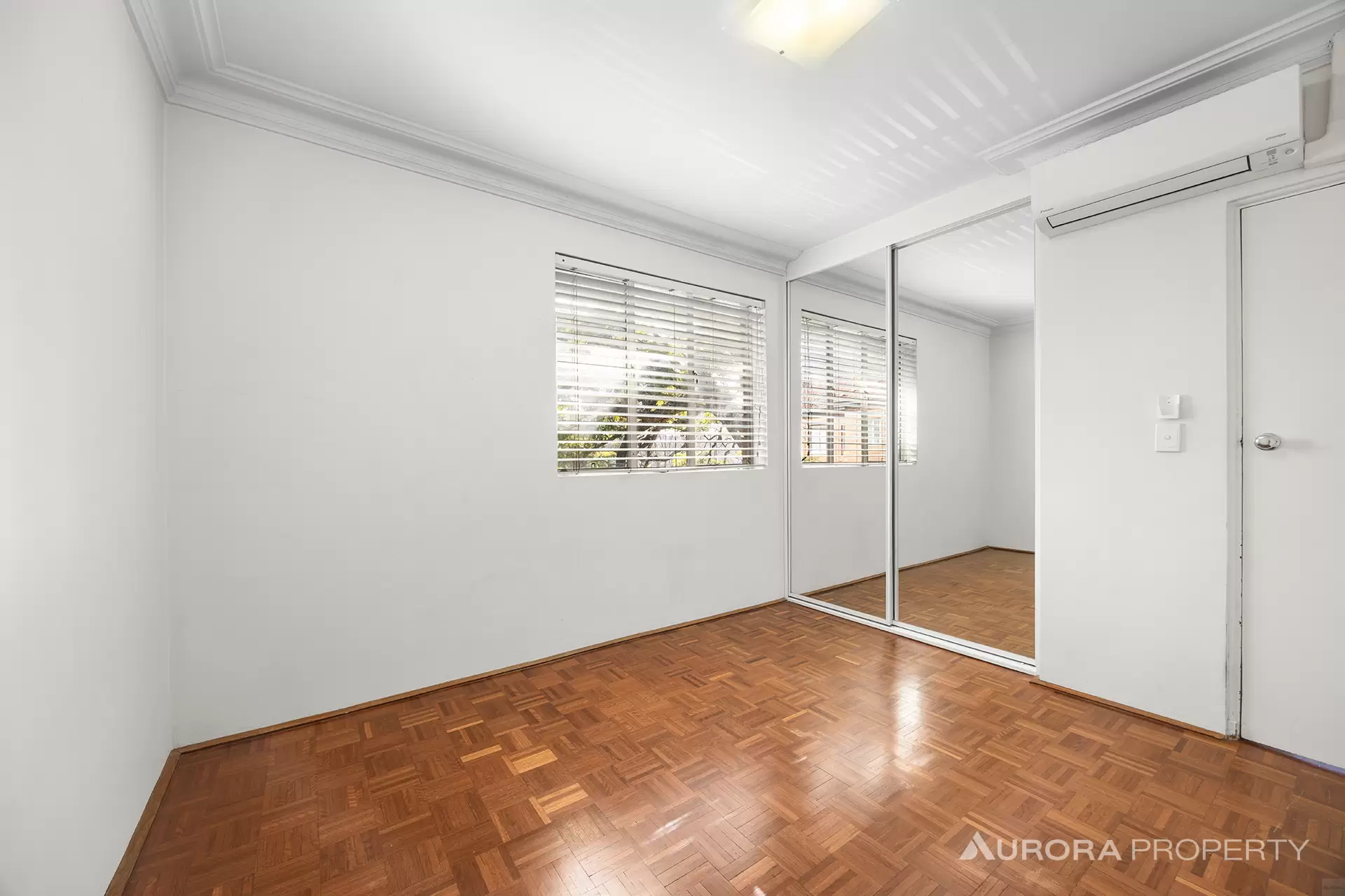 4/1 Robertson Lane, Kirribilli Leased by Aurora Property - image 2