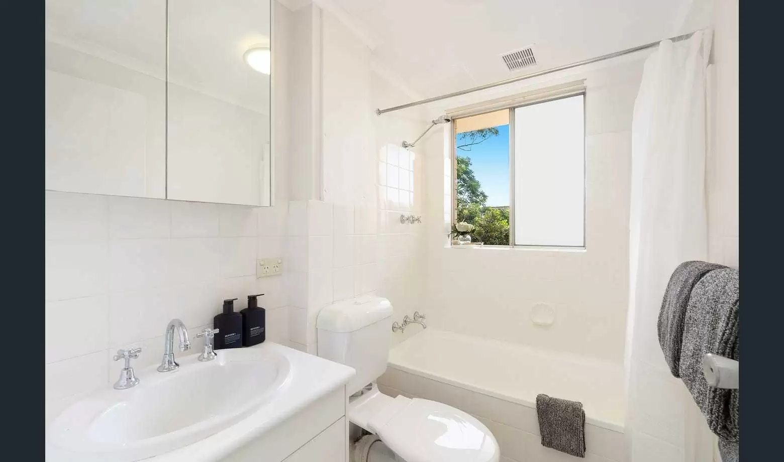 10/170-172 Ben Boyd Road, Neutral Bay Leased by Aurora Property - image 4