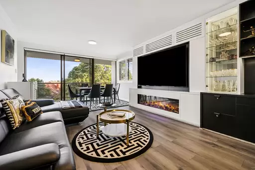 25/192-198 Ben Boyd Rd, Neutral Bay Leased by Aurora Property