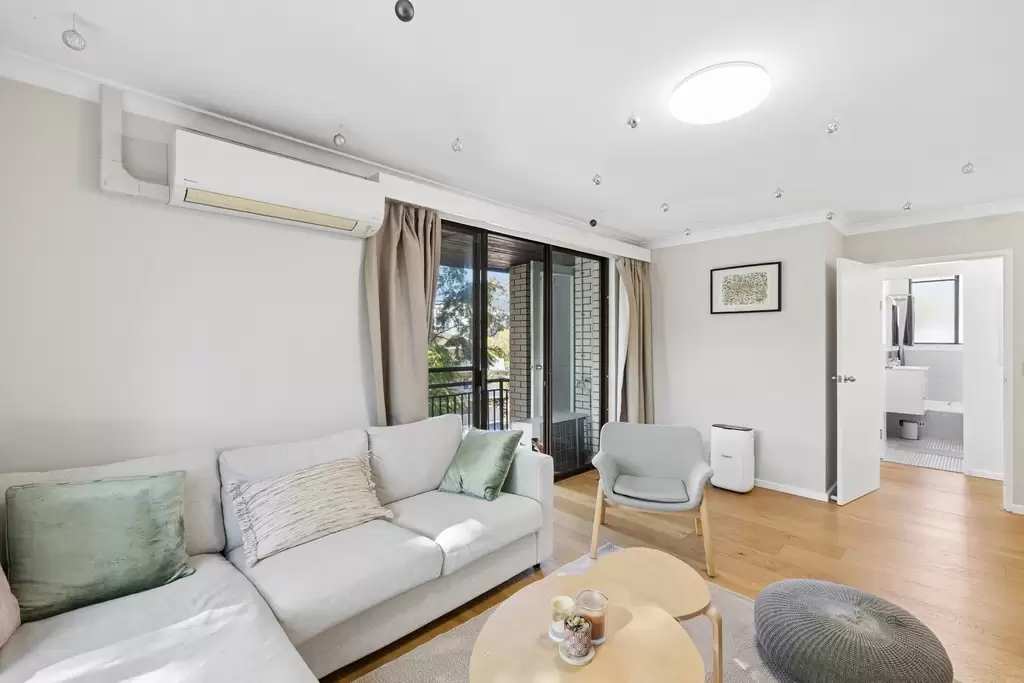 24/3-7 Edgeworth David Avenue, Hornsby For Sale by Aurora Property