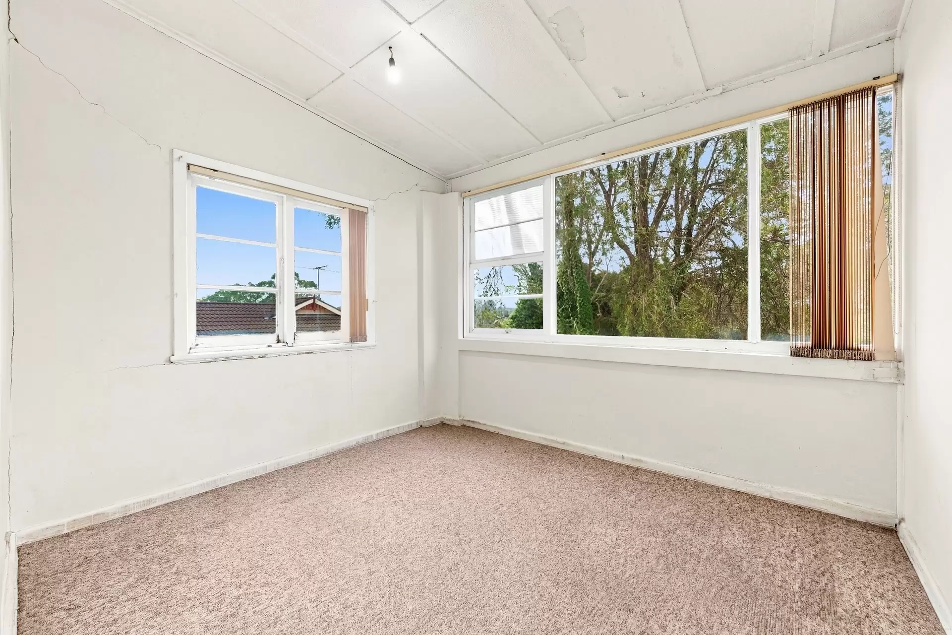 54 Lovell Road, Eastwood Sold by Aurora Property - image 8
