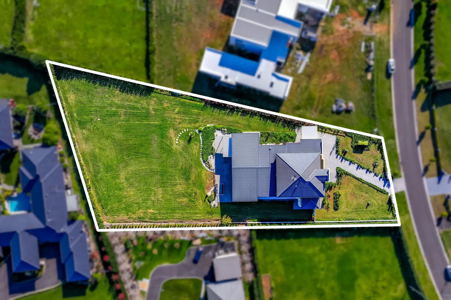 72 Twin Creeks Drive, Luddenham For Sale by Aurora Property - image 17