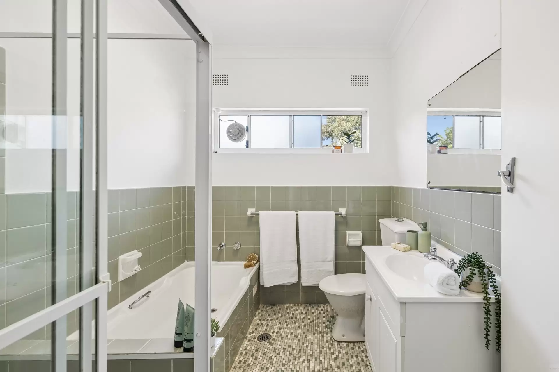 11/16 Rangers Road, Cremorne Auction by Aurora Property - image 12