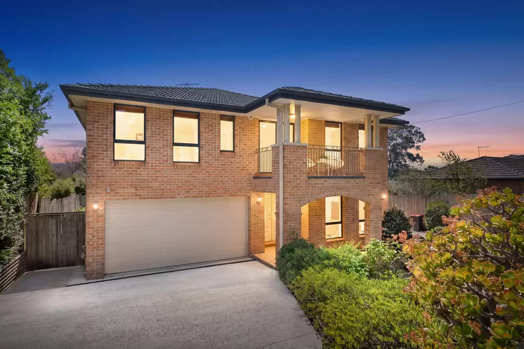 2 Lilli Pilli Street, Epping Auction by Aurora Property
