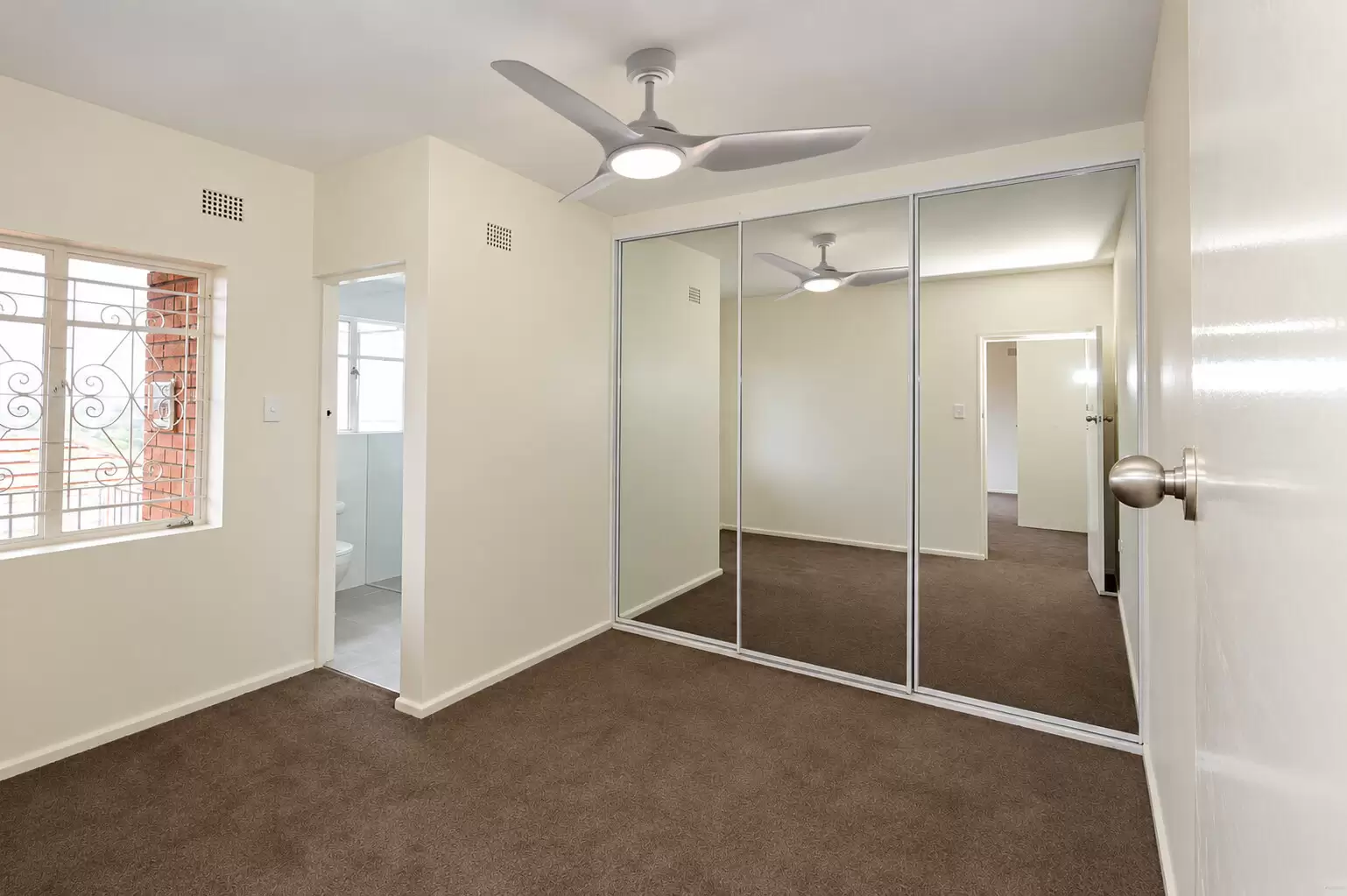 19/9 Mandolong Road, Mosman Leased by Aurora Property - image 1