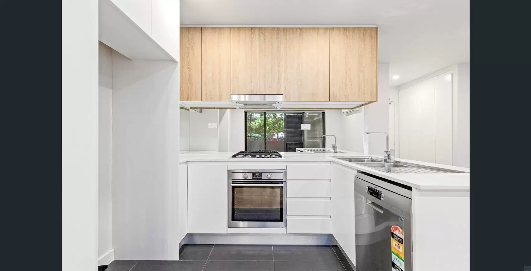 16/1-3 Belair Close, Hornsby For Lease by Aurora Property - image 4