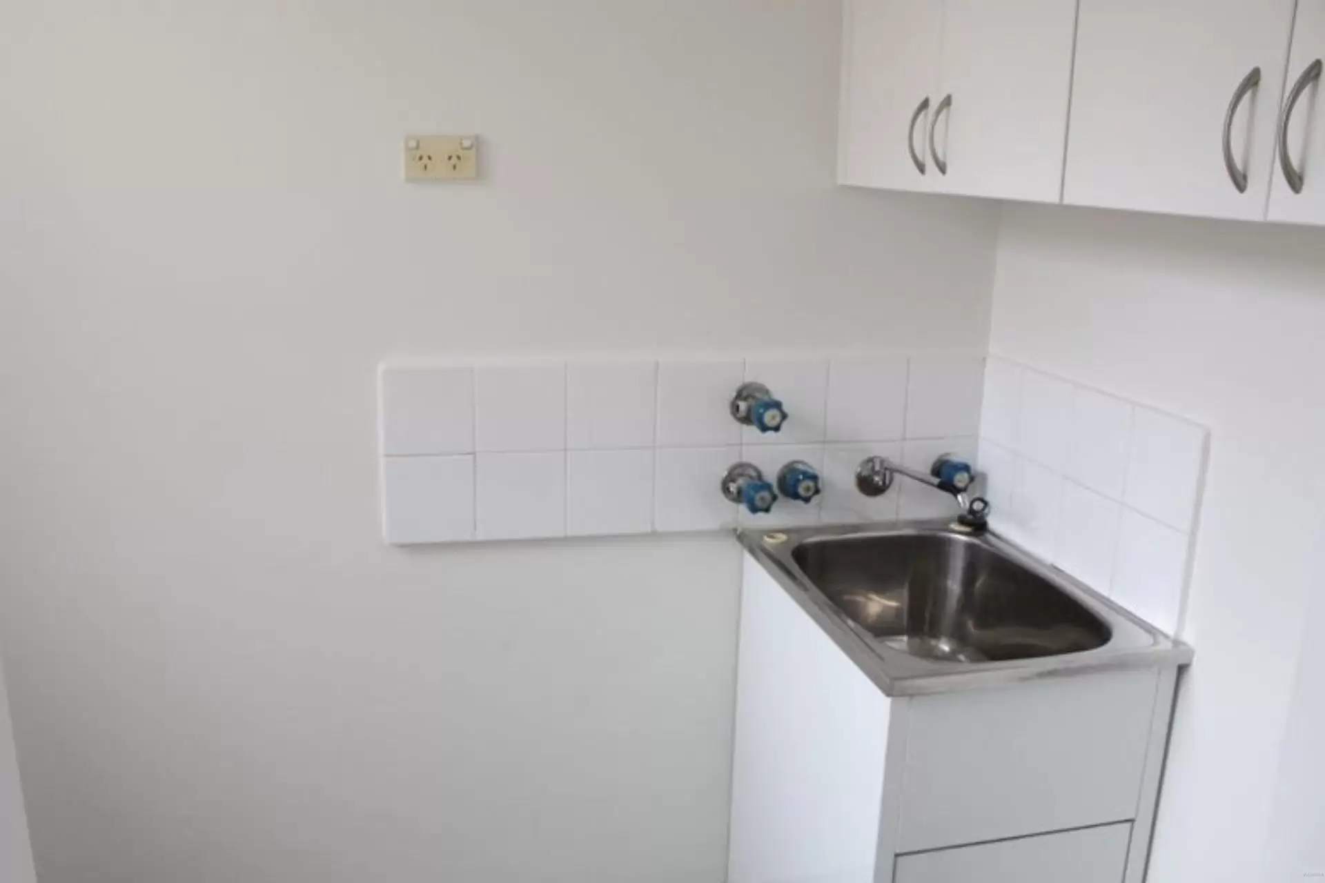 18/6-10 First Avenue, Eastwood For Lease by Aurora Property - image 3