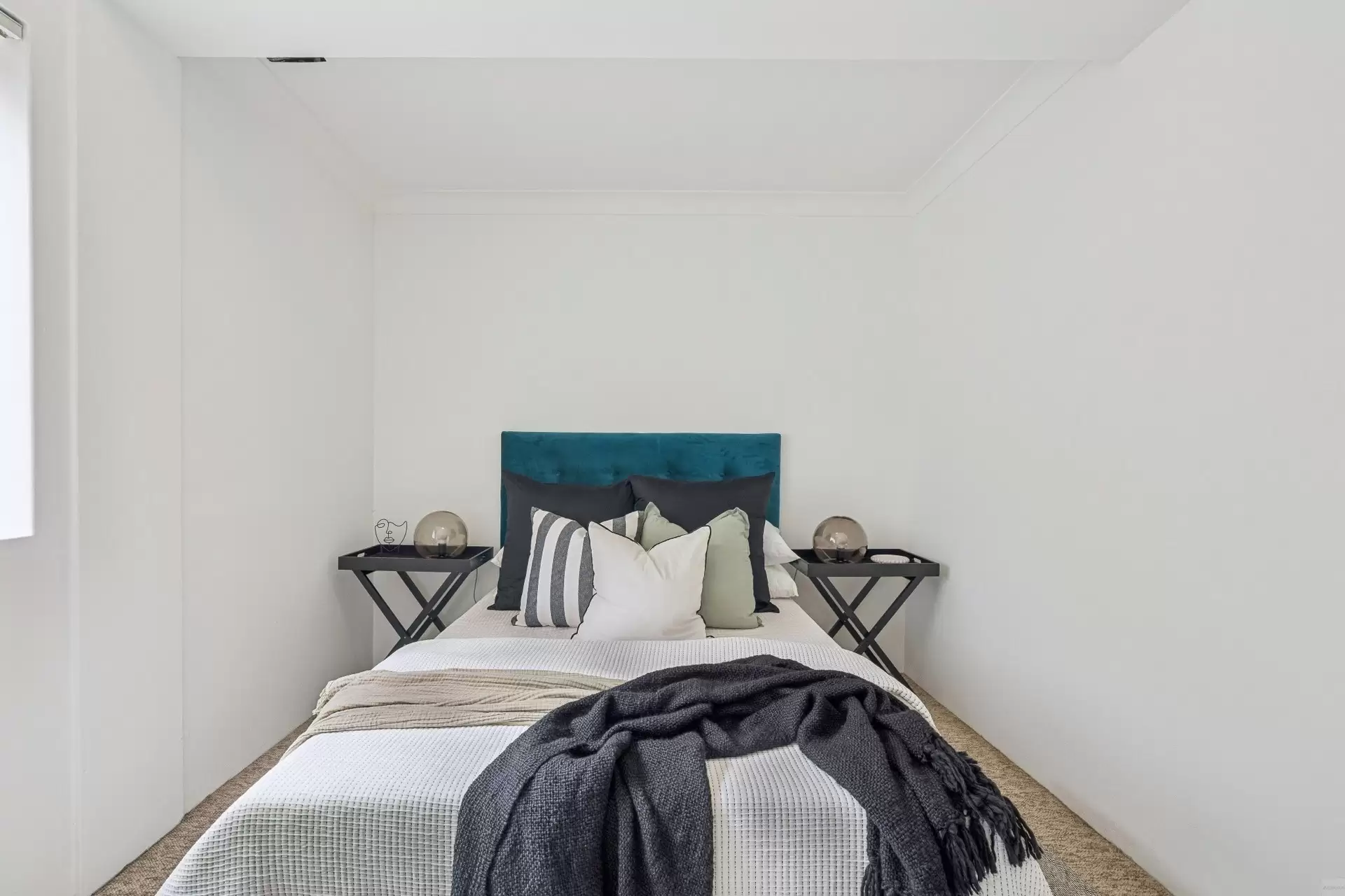 2/11 Edgeworth David Avenue, Hornsby For Lease by Aurora Property - image 4