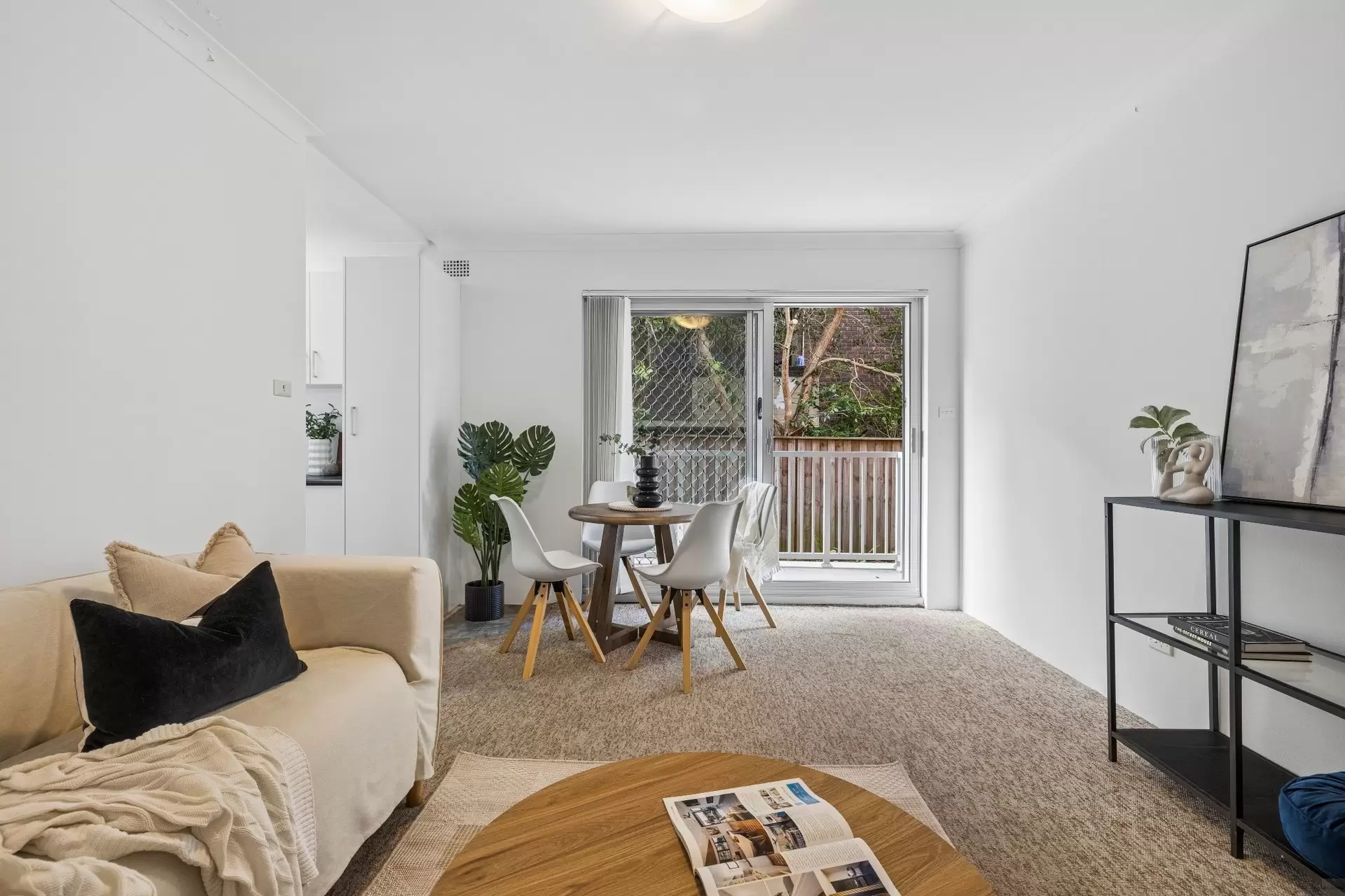 2/11 Edgeworth David Avenue, Hornsby For Lease by Aurora Property - image 2
