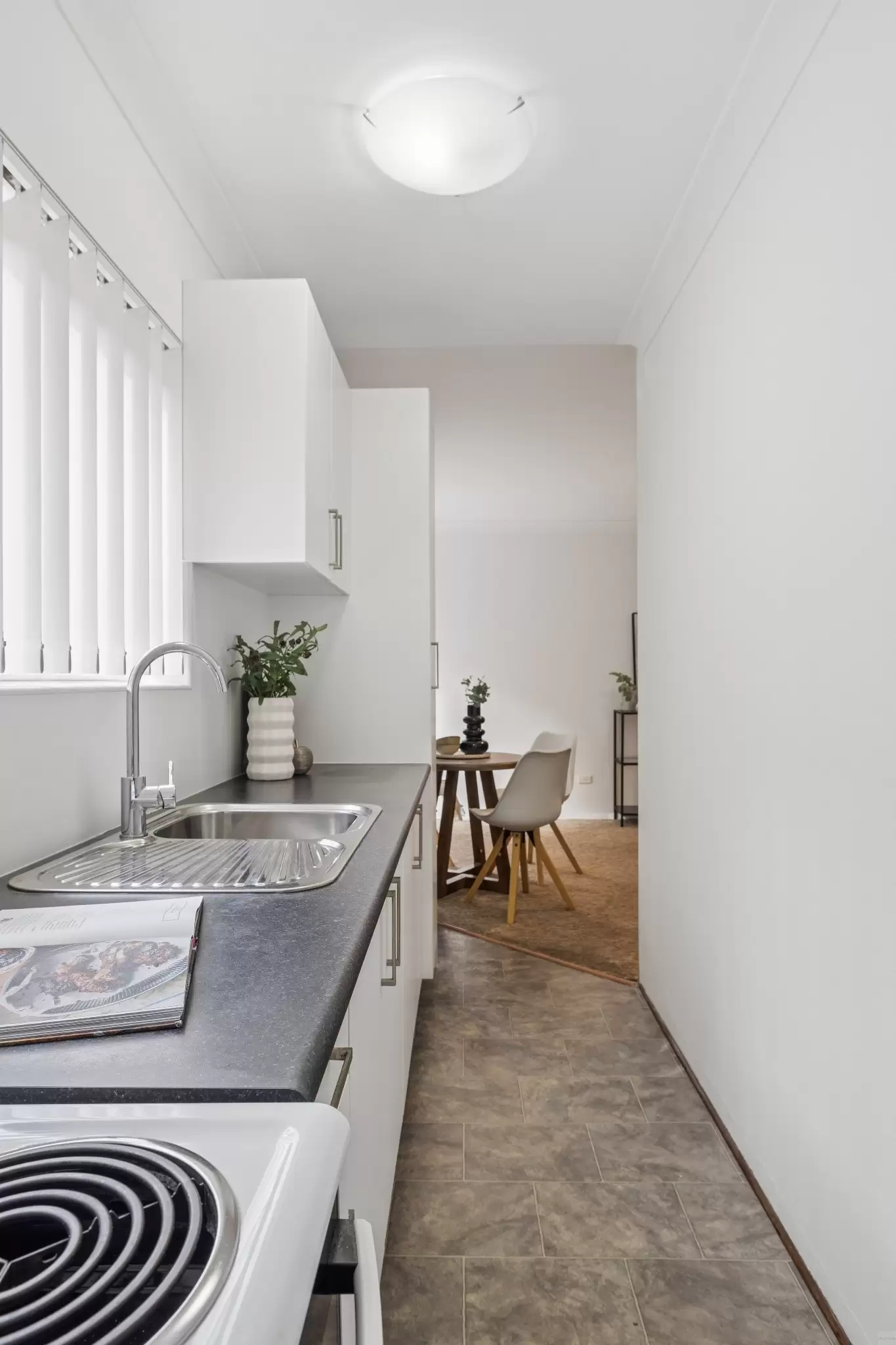 2/11 Edgeworth David Avenue, Hornsby For Lease by Aurora Property - image 10