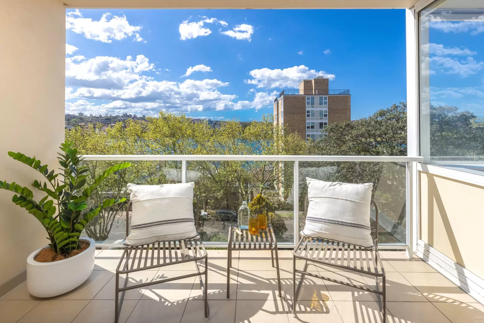 31/22 Peel Street, Kirribilli Sold by Aurora Property - image 2